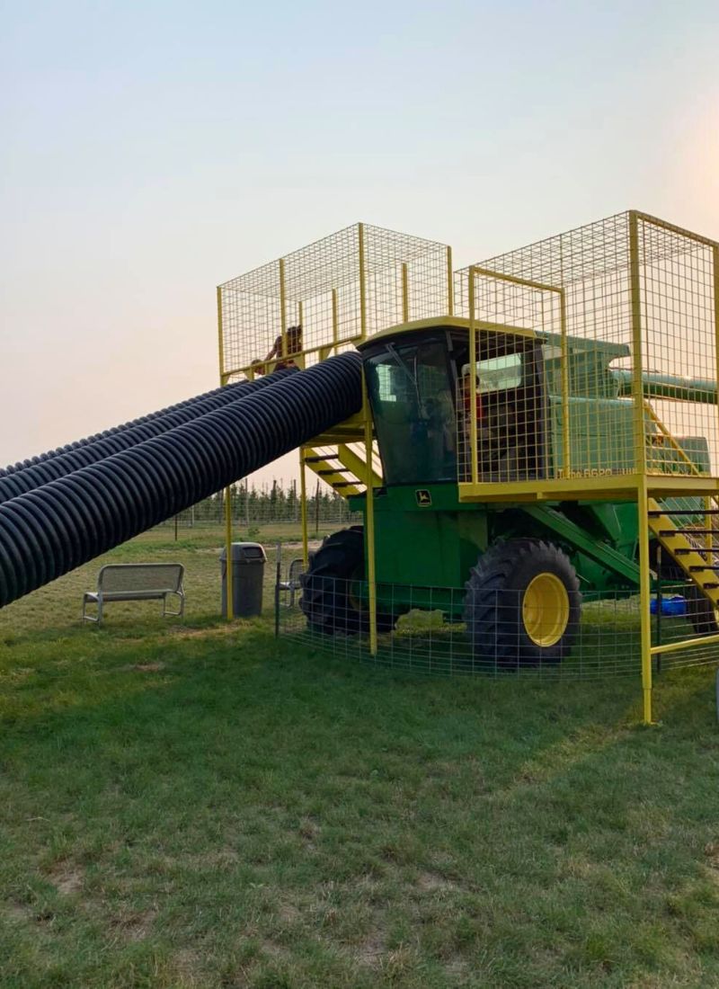 Schwallier's Bck 40 combine