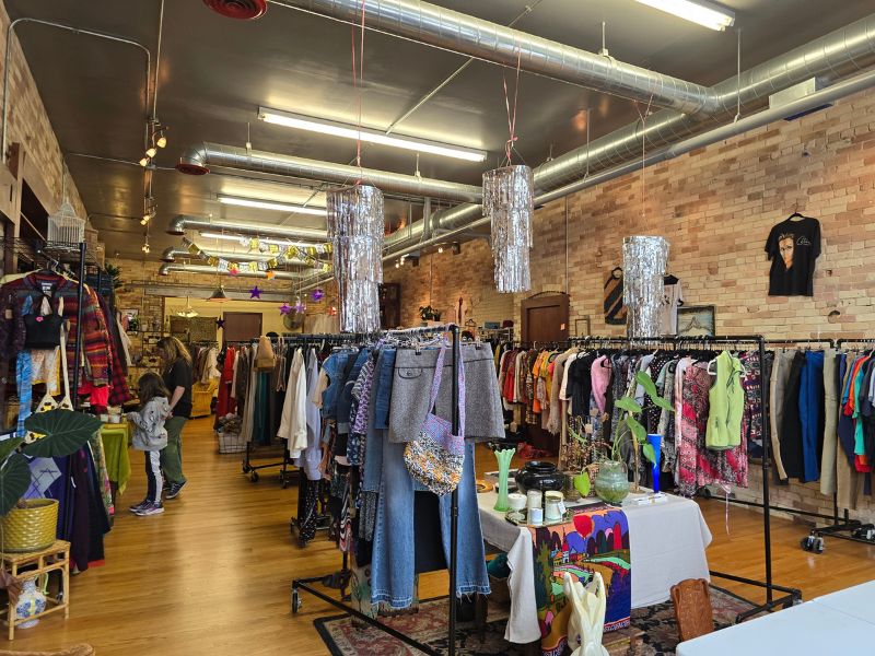 Zabhaz Vintage Store Grand Rapids 