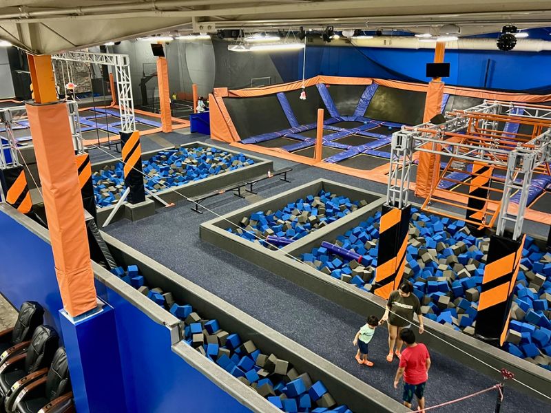 skyzone grand rapids foam pits trampolines birds eye knopf