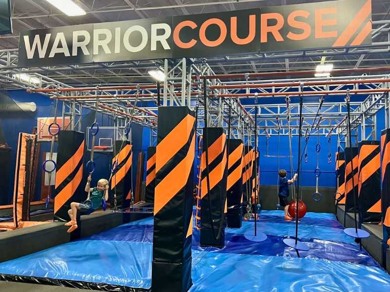 skyzone grand rapids ninja warrior course