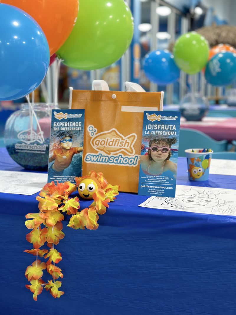 Goldfish Swim School Grandville birthday party table display