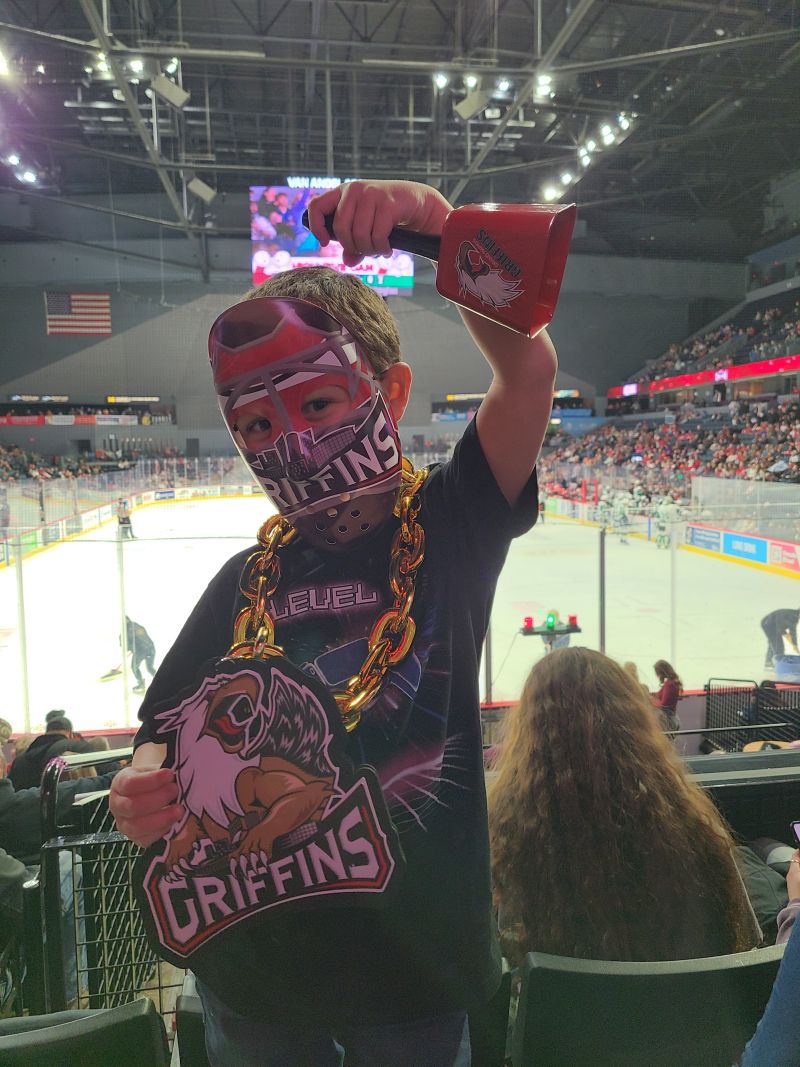 Griffins boy in griffins merch Rudd