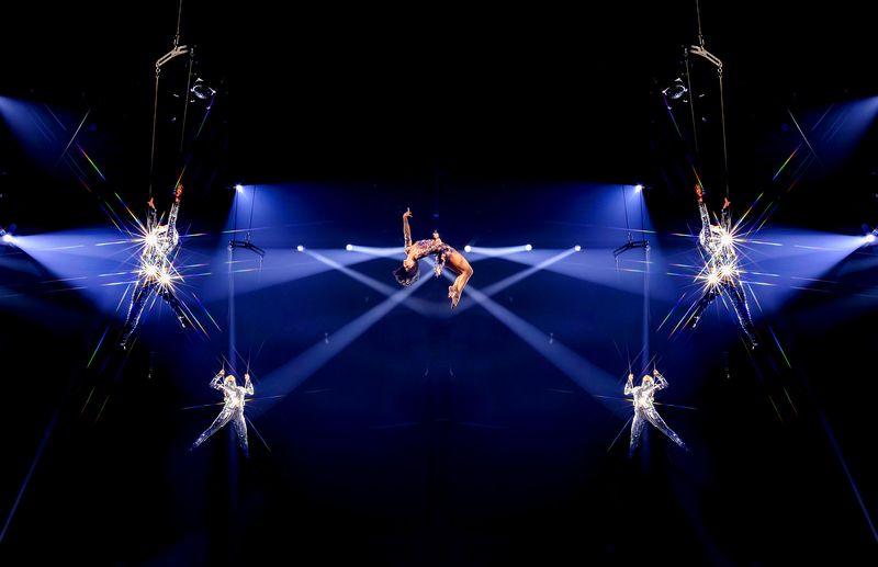 Small Suspended Trapeze Artists Circus