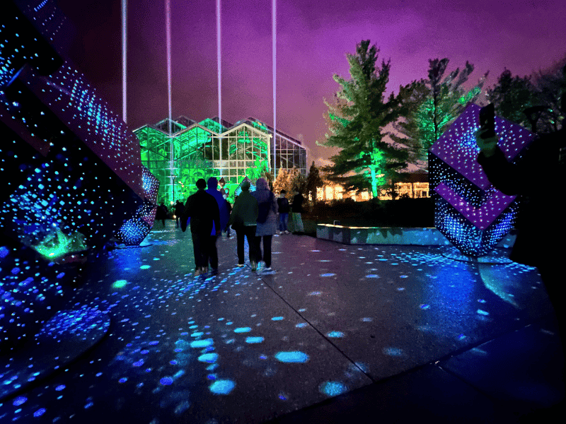 Meijer Gardens Light Show ENLIGHTEN