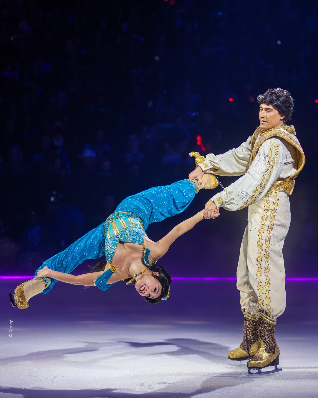Disney on Ice Jasmine and Aladdin