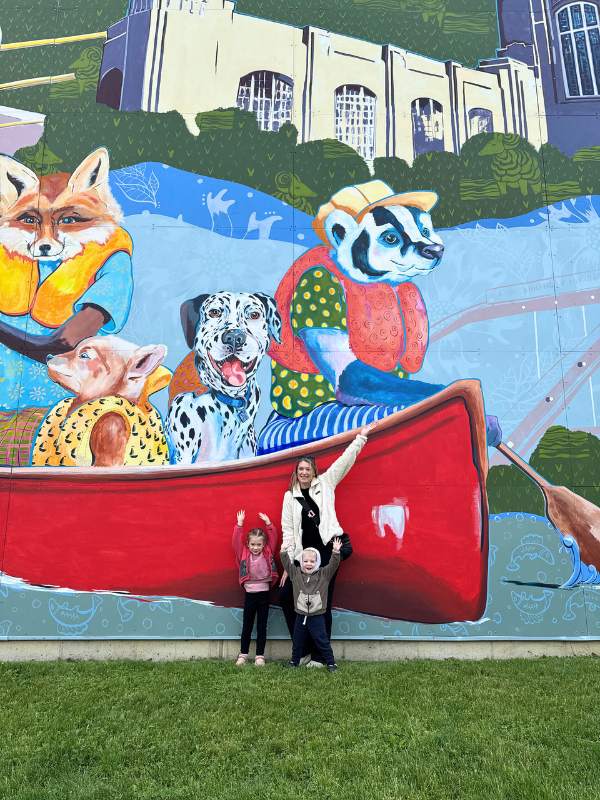 Fort Wayne, Indiana dog mural