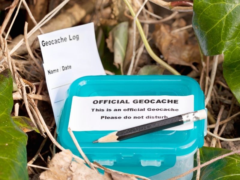 Geocache box and log geocaching michigan