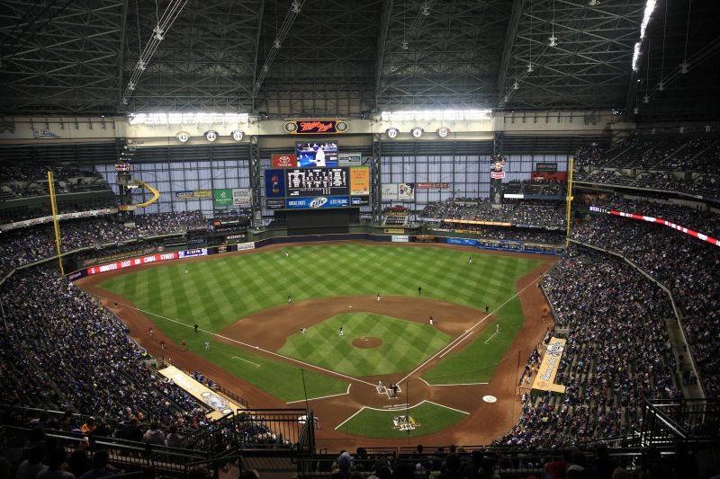 things to do in wisconsin  - milwaukee brewers