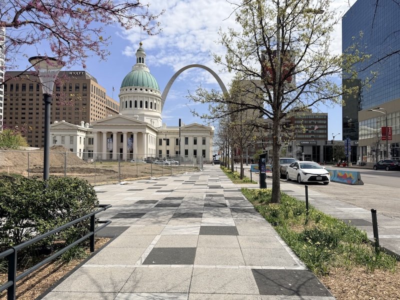 St Louis City With Arch Tiffany